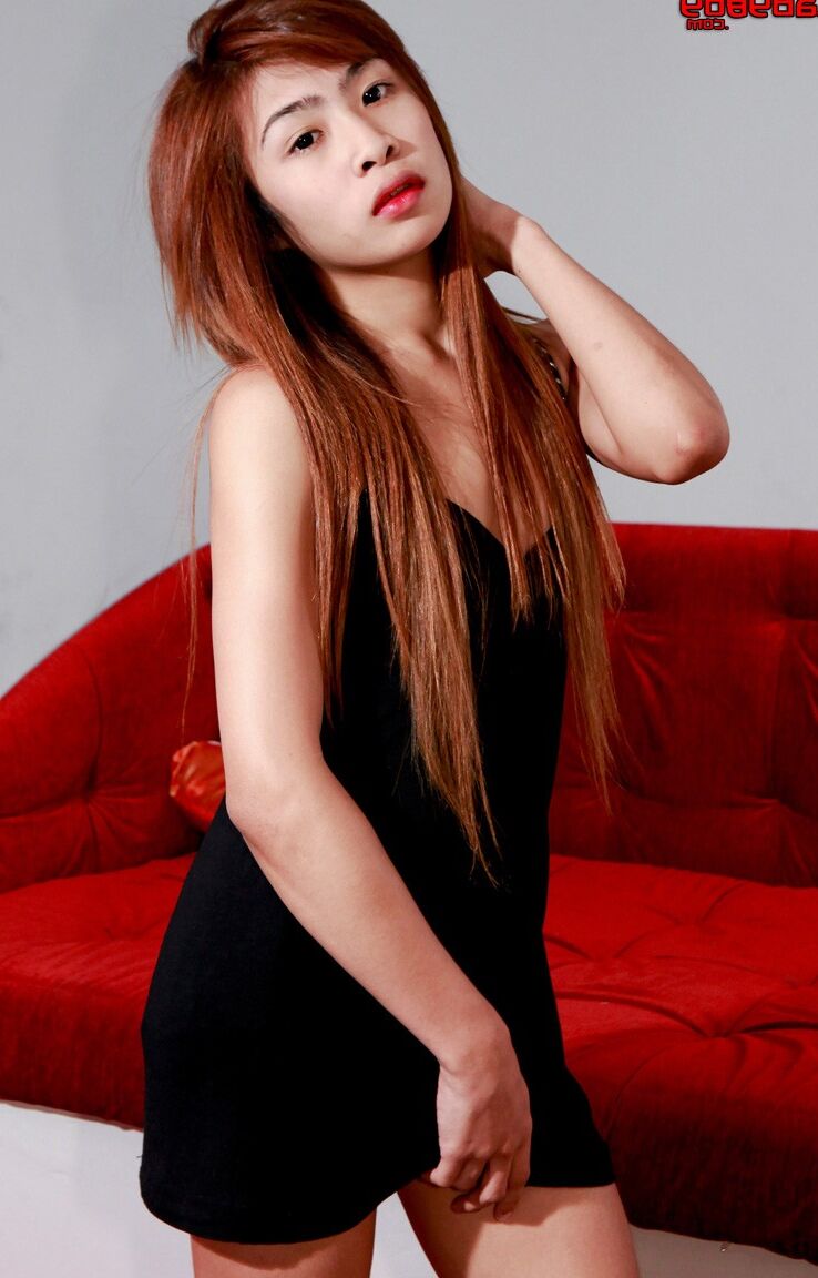 16P Asiática TGirl Spyzii