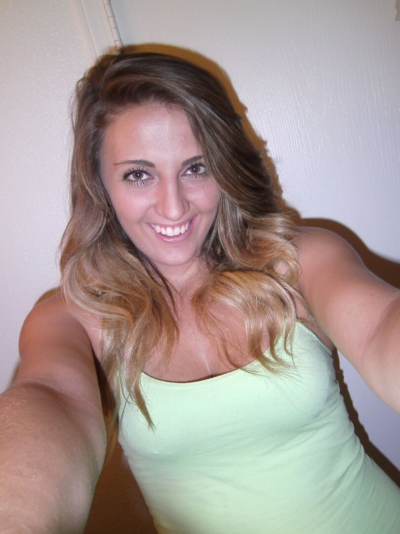 21P Cute blonde Brooke B takes a selfie of herself showing her tits and bubble ass