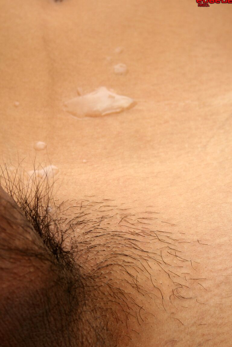 16P Asiática TGirl Cigana