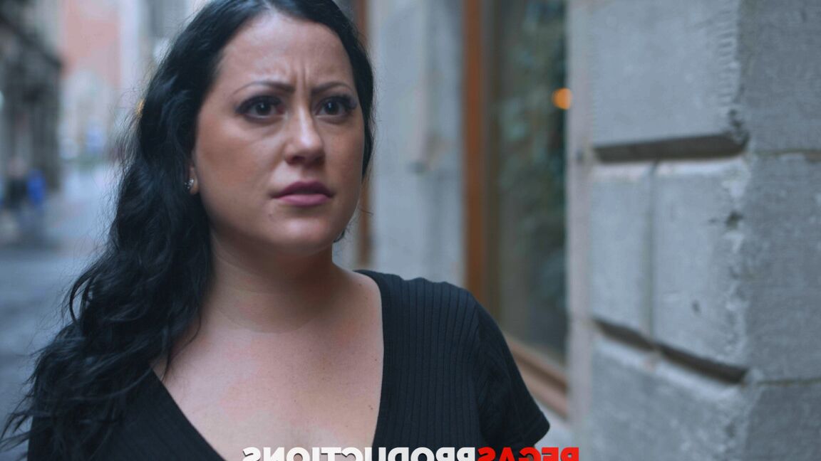 21P 3 vias pornô Kristina Paige, Violet Brook