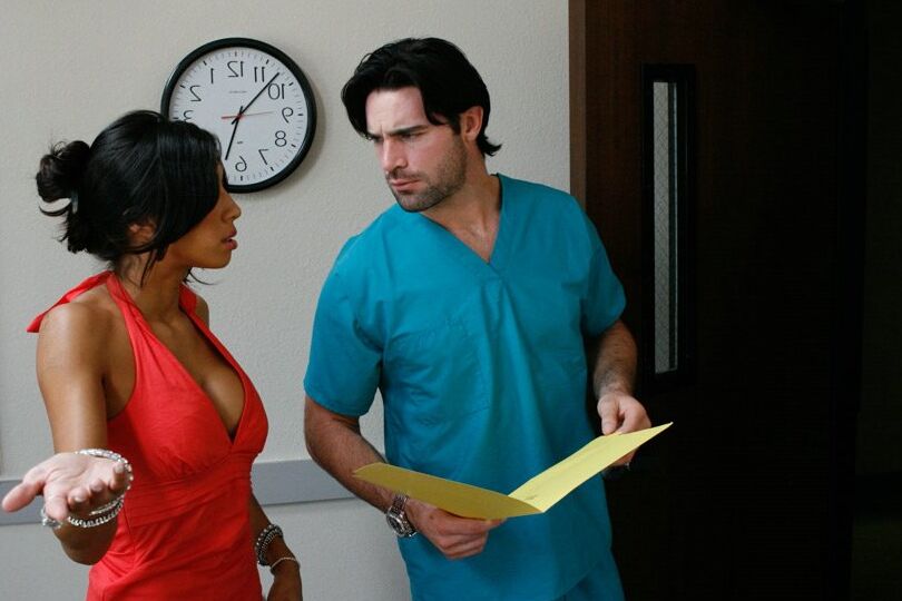 21P Latina peituda MILF Kayla Carrera ferrada e gozada por seu médico com tesão