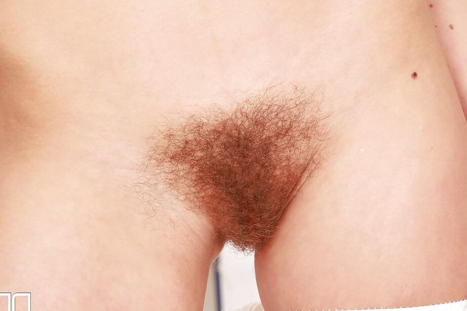 16P Milf Naira shows her nice-looking unshaved hole after undressing