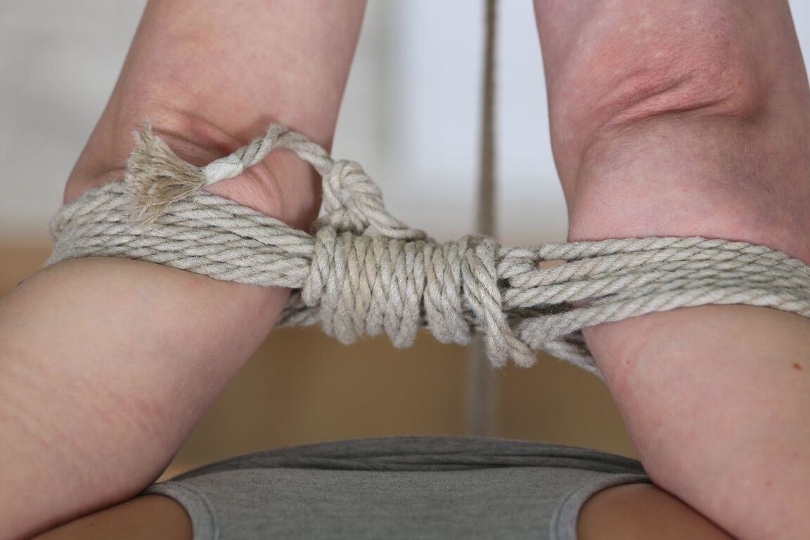 16P Sexy Tied Girls Estrito strappado para Jassi