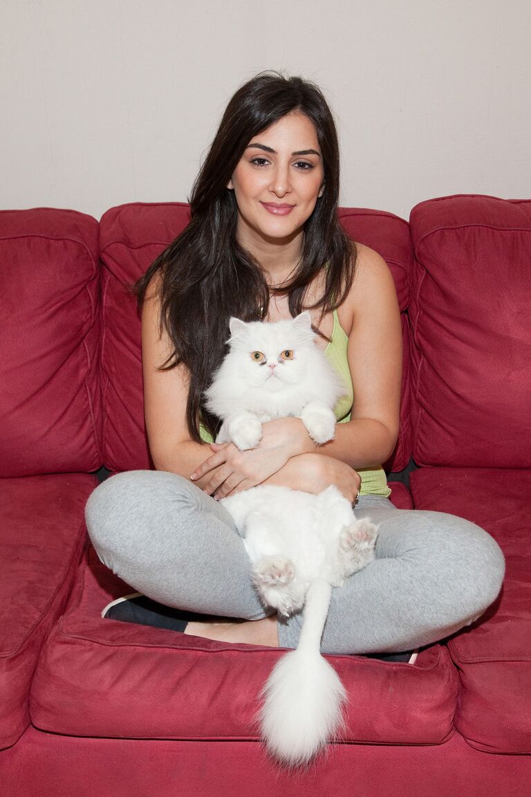 11P Israeli female Natali Gabban goes braless while modeling non nude in leggings