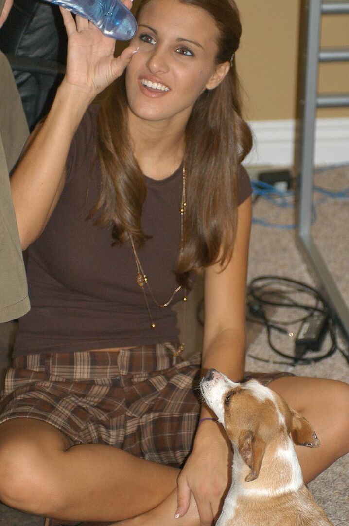 16P First timer Andie gets caught in the nude while doing her usual things at home