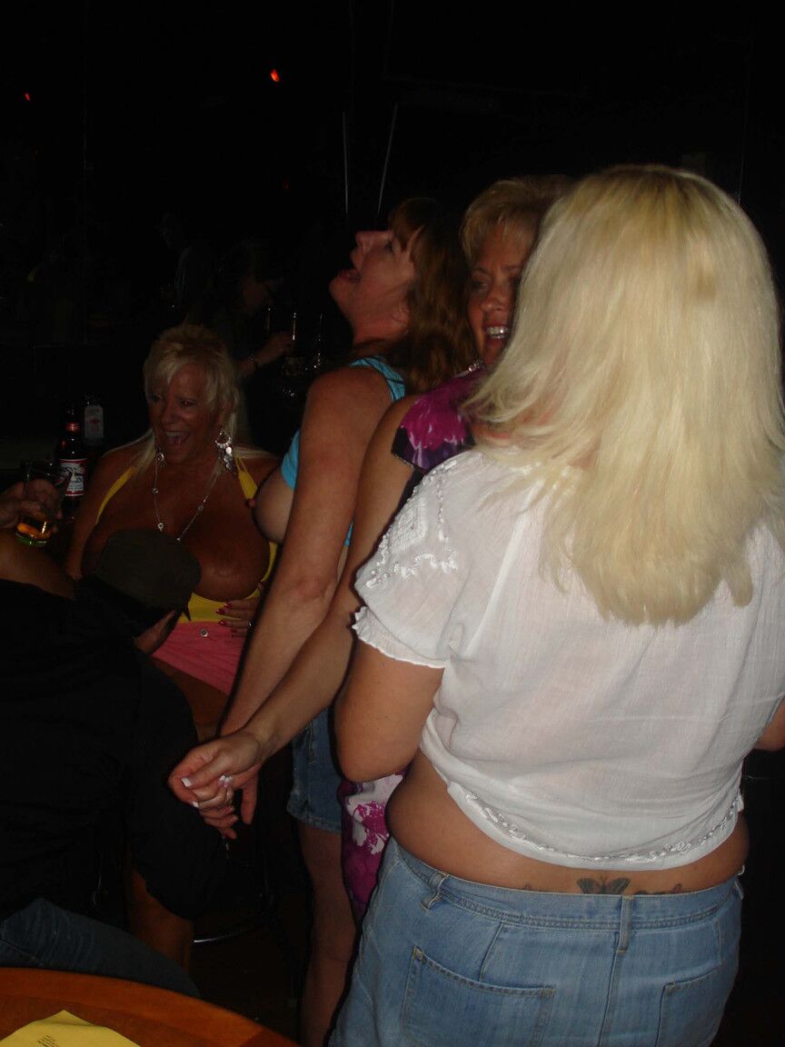 21P Real Tampa Swingers Dee Delmar, Double Dee, Mandi Mcgraw, Tracy Lick