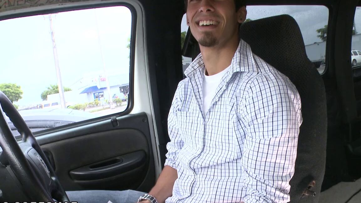 21P Adorable American Aria Rae	gets fucked by a handsome stranger in a van