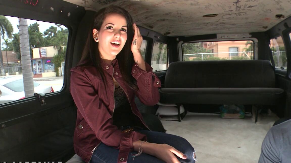 21P Adorable American Aria Rae	gets fucked by a handsome stranger in a van
