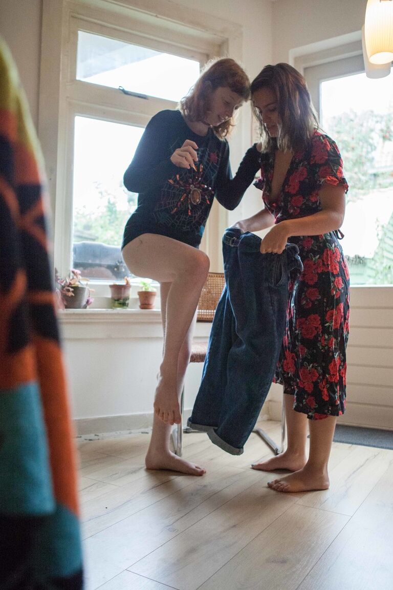 17P Young lesbian girls buy new clothes and try it on when come home