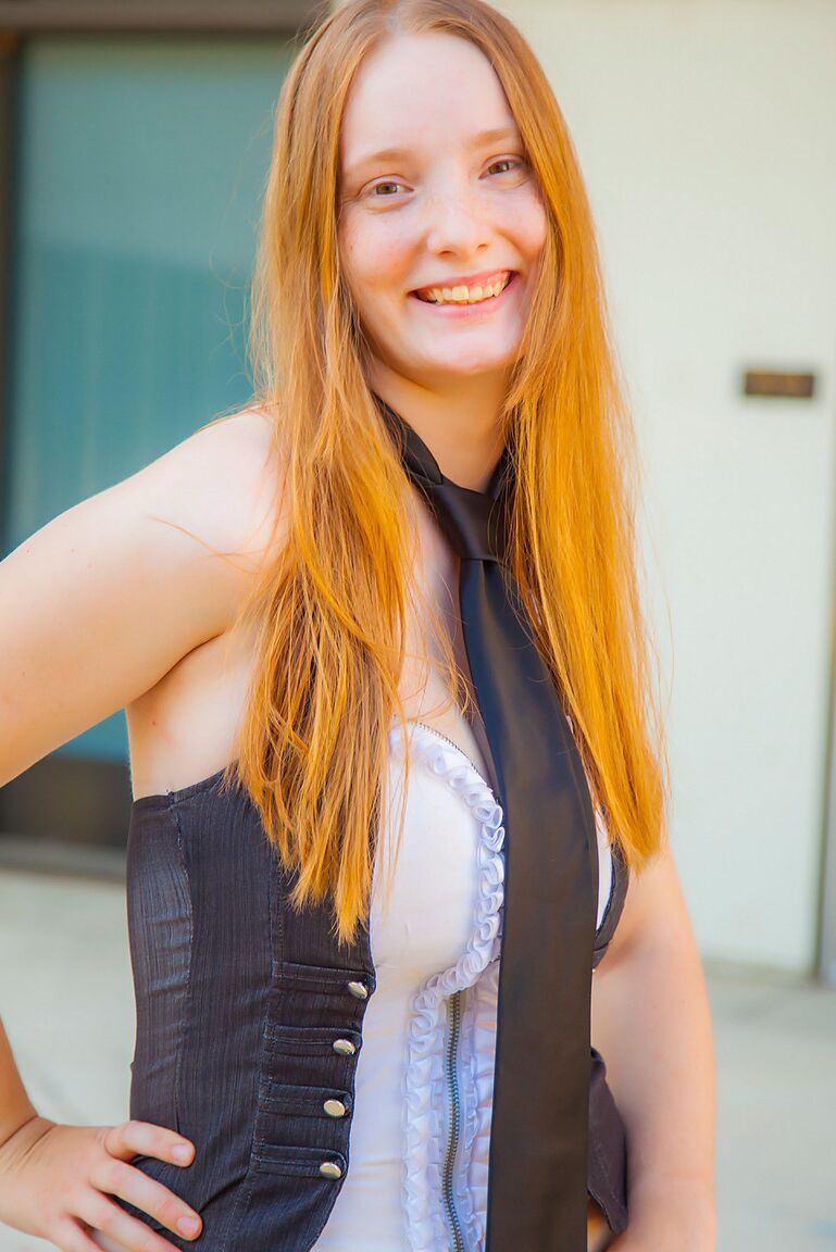 16P Pale redhead Julia Fleming wraps her great boobs around umbrella pole