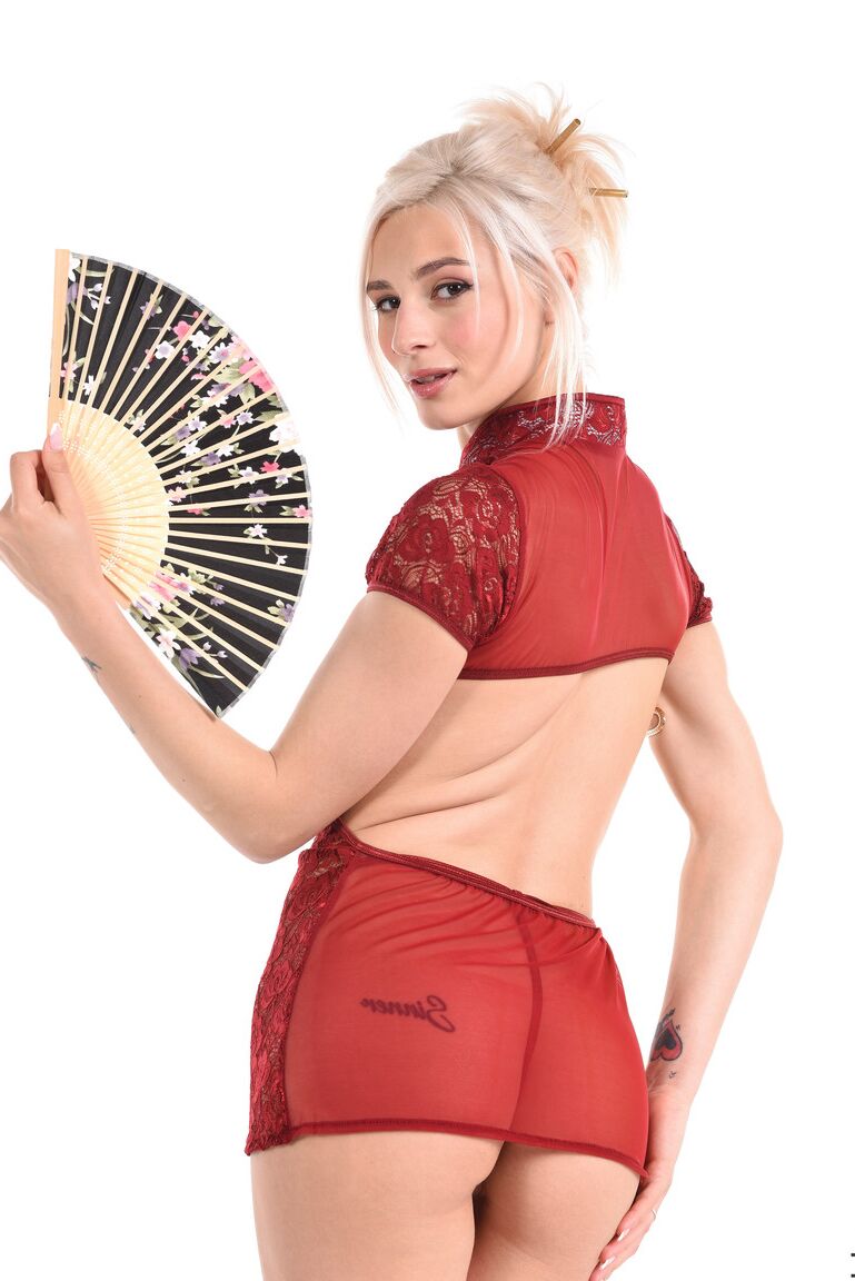 15P IStripper намек на китайский