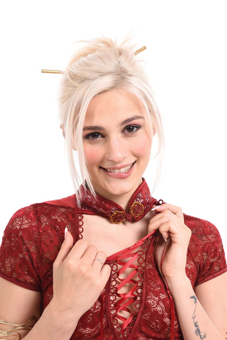 15P IStripper намек на китайский