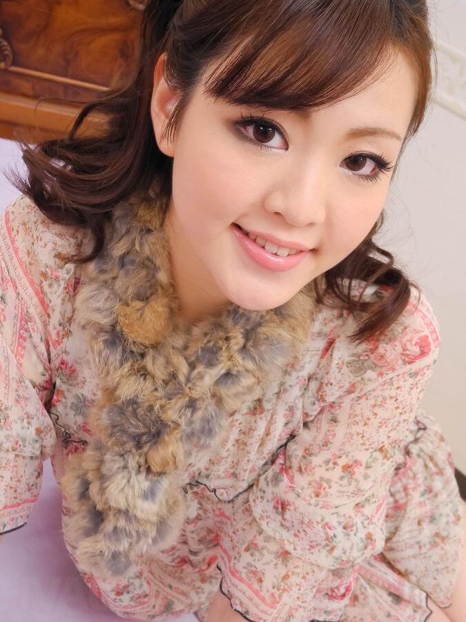 Das 15P-Japanermädchen Tomoka Sakurai lässt nach dem POV-Sex Sperma aus ihrer Vagina austreten
