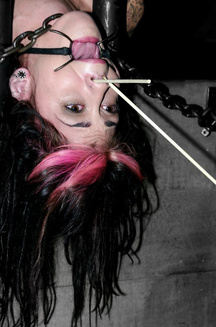 21P Device Bondage Kayden Faye