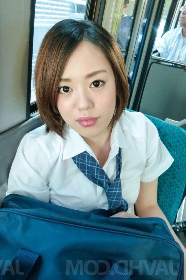 16P Japanese coed Yuna Satsuki gets gangbanged while taking public transport