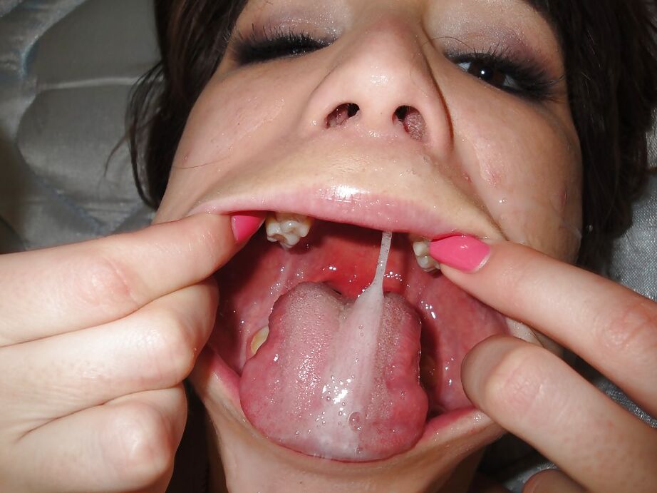 16P Brunette chick Holly Michaels takes mouthful of sperm after deepthroating dick