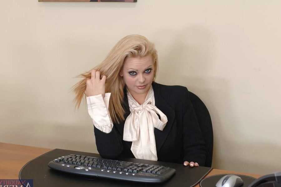 16P Big titted secretary in stockings Starla Sterling drilled in the office