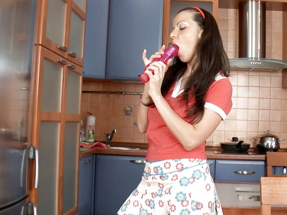 16P Solo girl with big tits toying and masturbating twat and asshole in kitchen