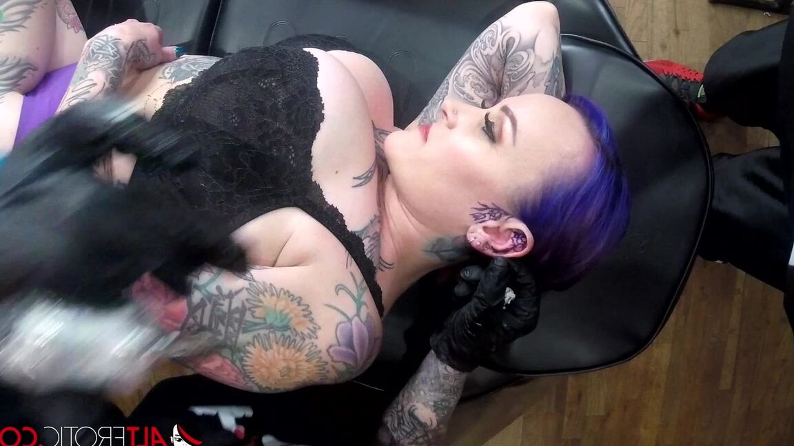 16P Alt Erótico Tattu Mamá