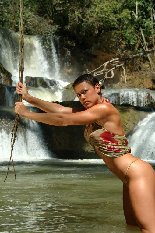 15P Beau Tease Cachoeira Nua