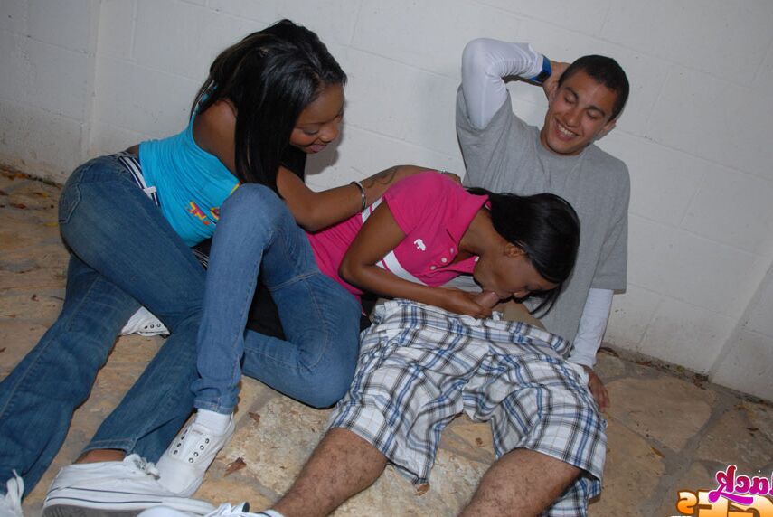 13P Black chick enlists her gf in helping to pleasure her bf in a threesome