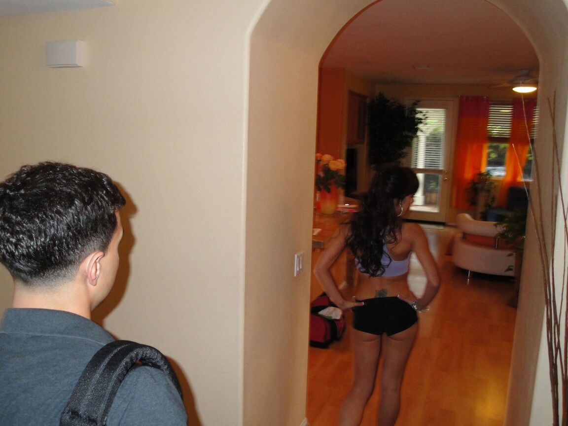 17P Big titted honey Capri Cavanni preparing for some sexy massaging