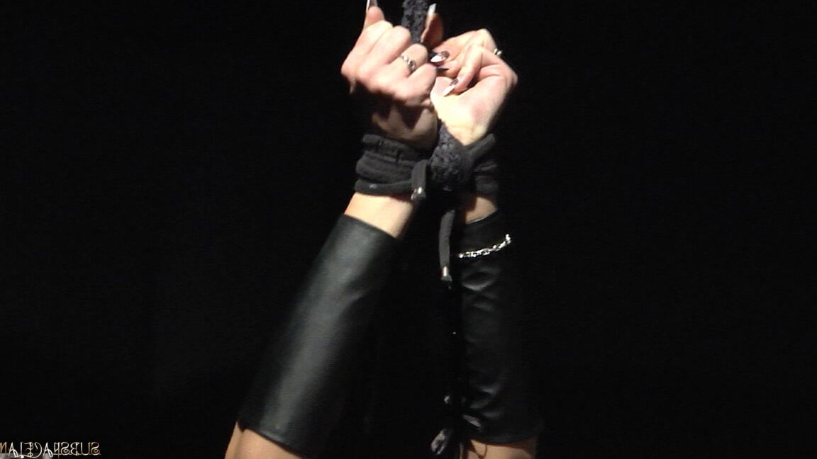 17P Slender white chick Lyen Parker endures a hardcore bondage session
