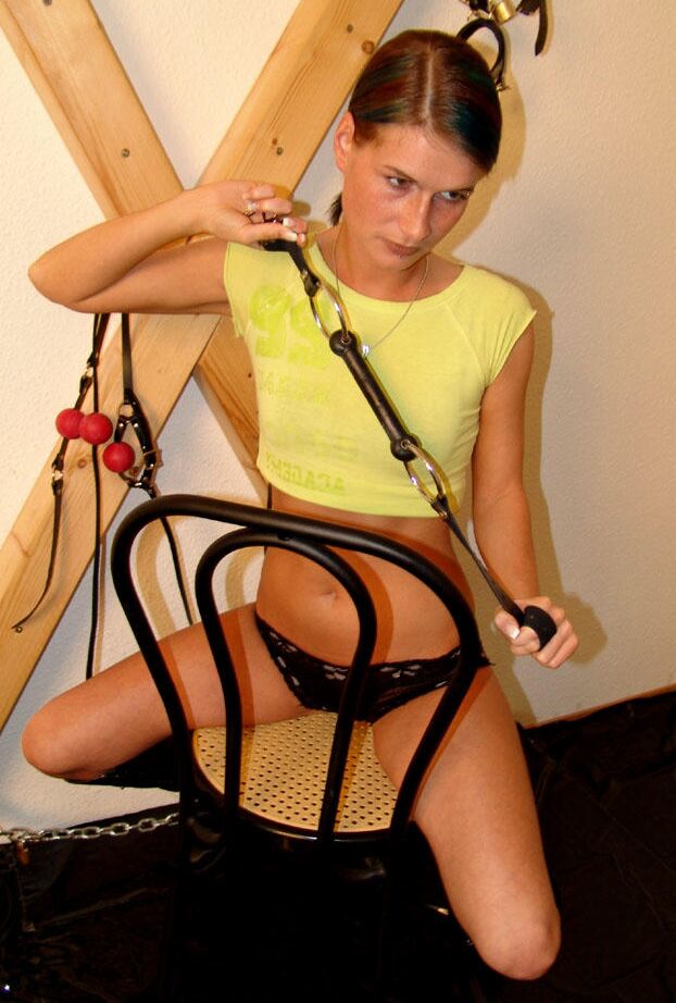 16P Bound Studio Atado y bitgagged