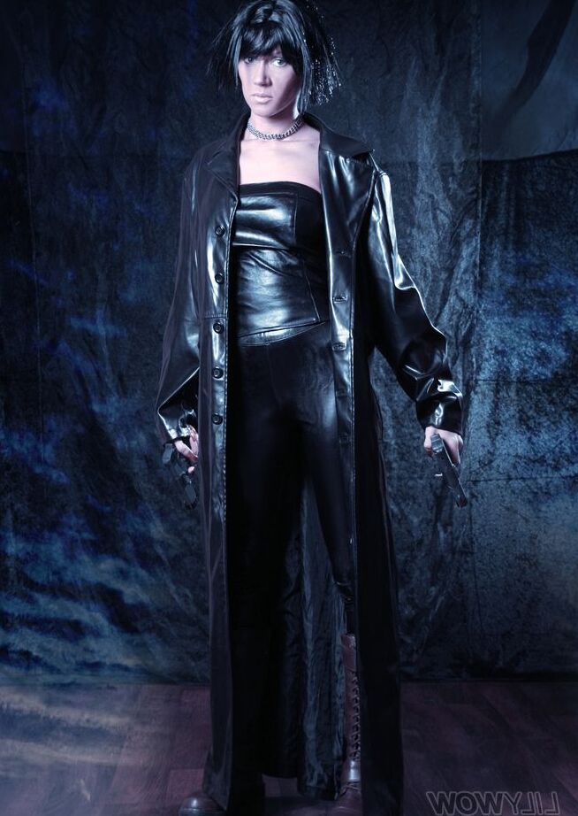 12P Hot MILF LilyWOW in remake of blockbuster movie
