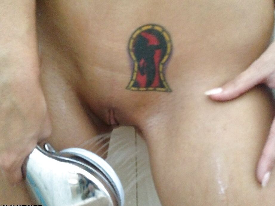13P Foxy latina with flawless tits and shaved cooter posing in the shower