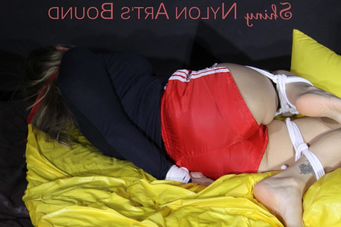 16P Sexy Sandra being tied and gagged feet on the hands with ropes and a clothgag
