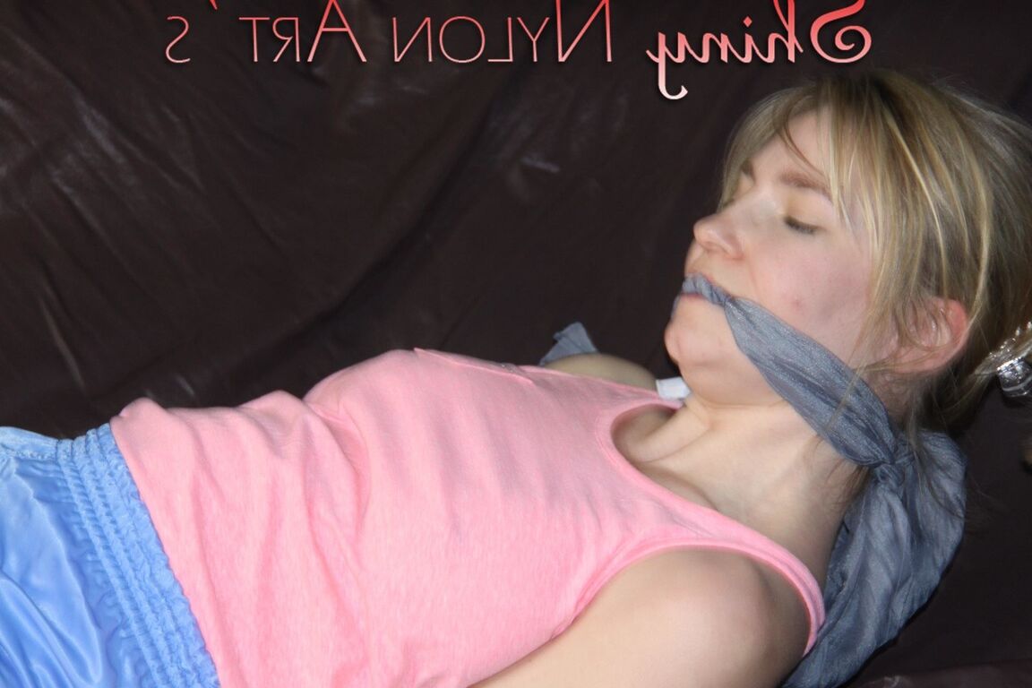 16P NEW MODELL MIA wearing a sexy lightblue shiny nylon shorts and a top being