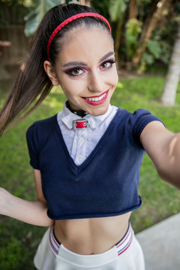 15P Petite girl Arielle Faye gets spanked prior to partaking in rough sex