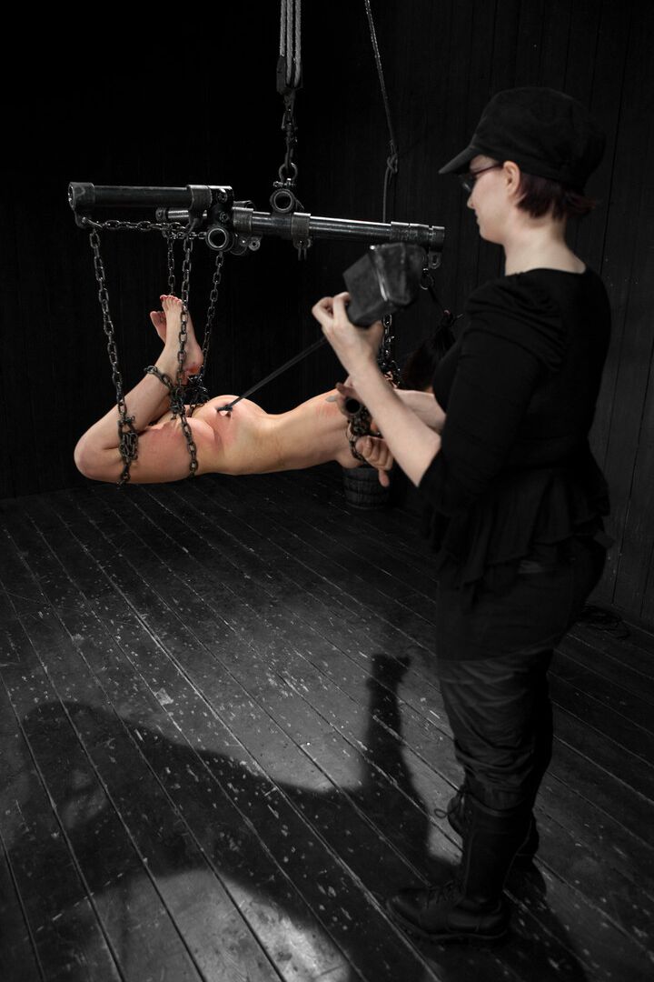 21P Device Bondage Bryn Blayne