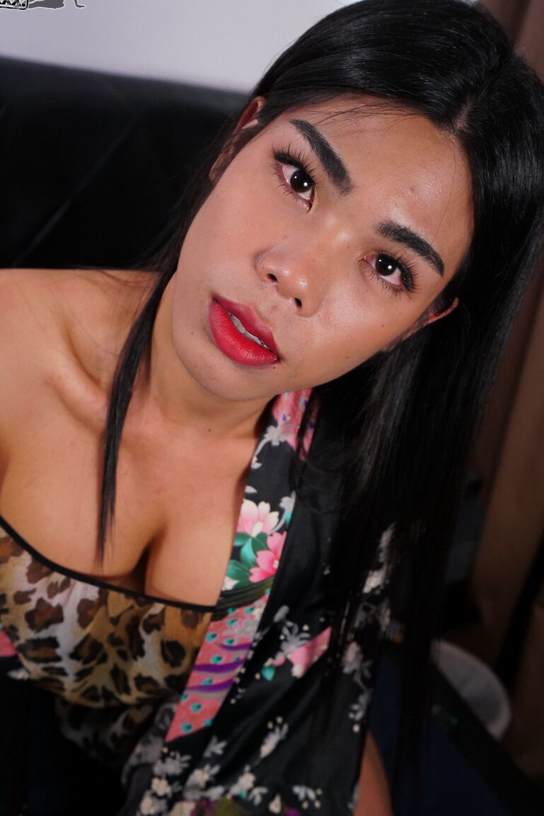 16P asiática TGirl gracia