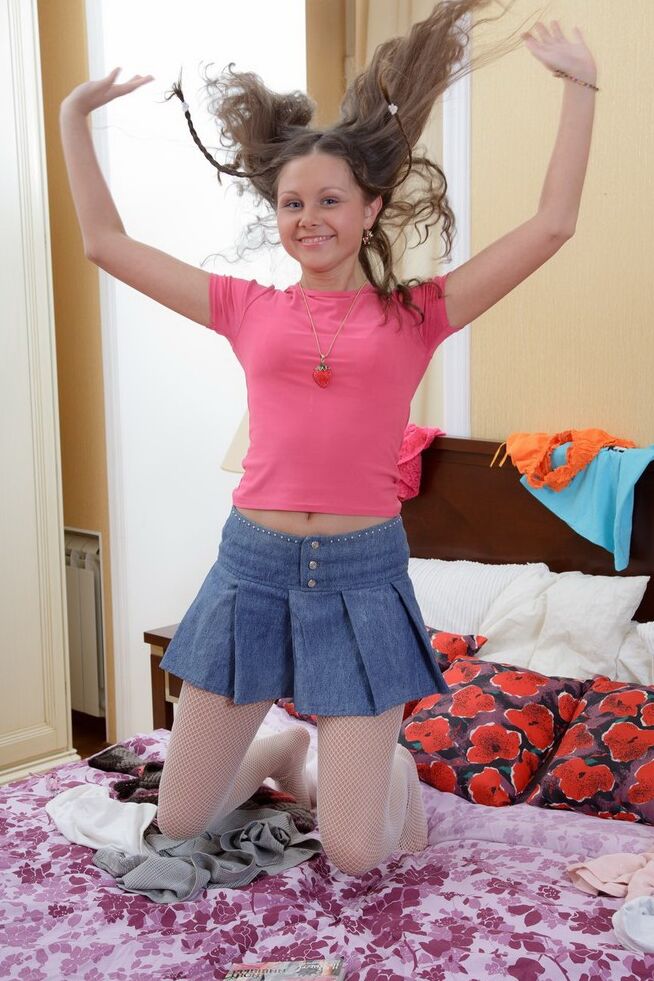 10P Adorable teen Dulce toys her tight pussy while on top of her bed