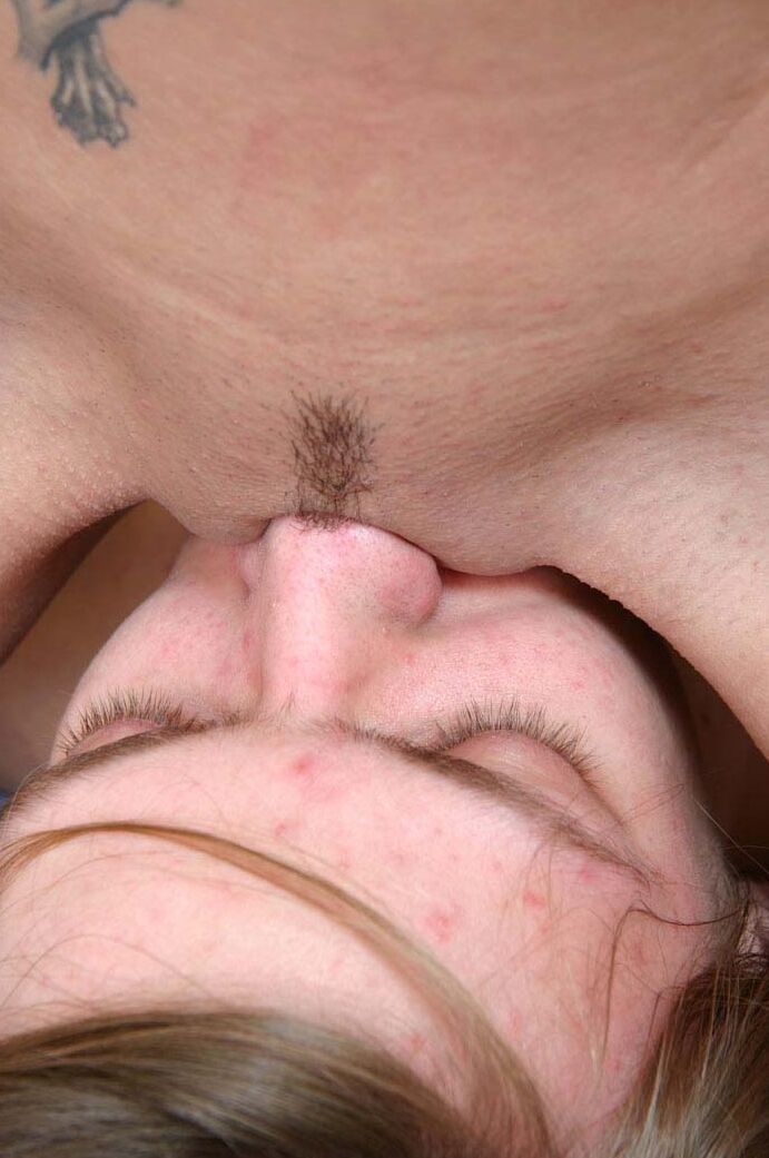 16P Long legged girls face sit a submissive guy while jerking on his dick