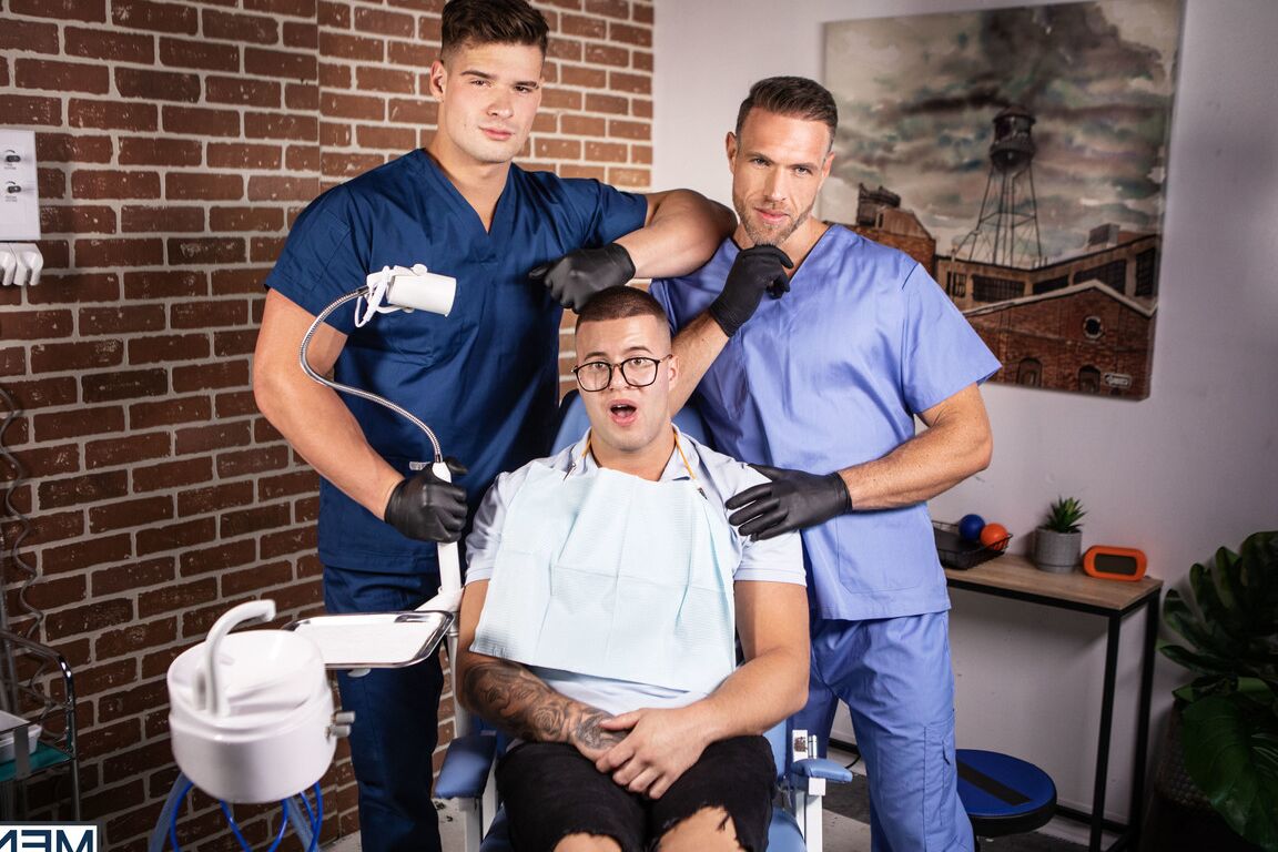 14P Men Com Alex Mecum, Malik Delgaty, Clark Delgaty
