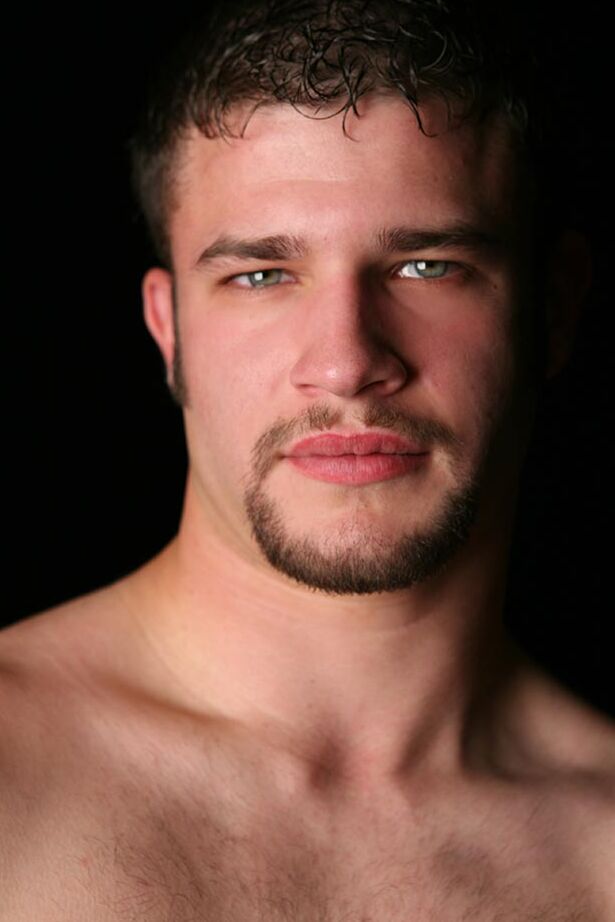 21P Gay model with a goatee Bryant strips his clothes & undies to show his dick