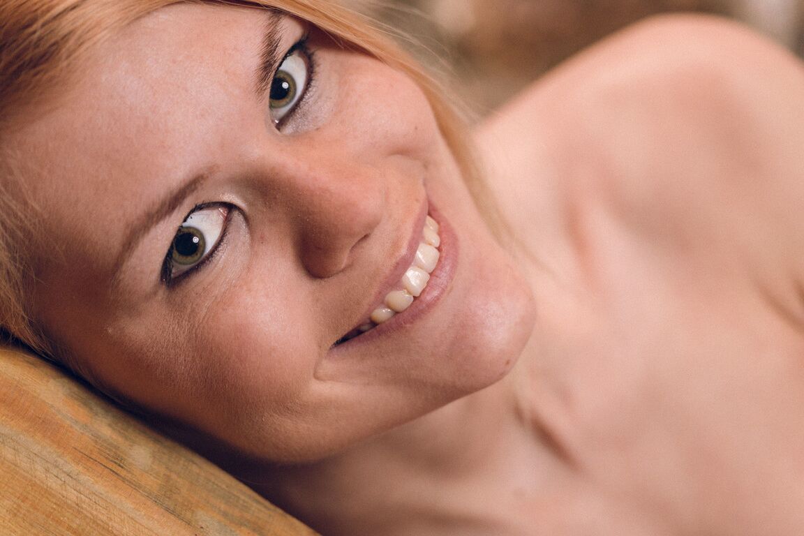 21P The Life Erotic Delphine