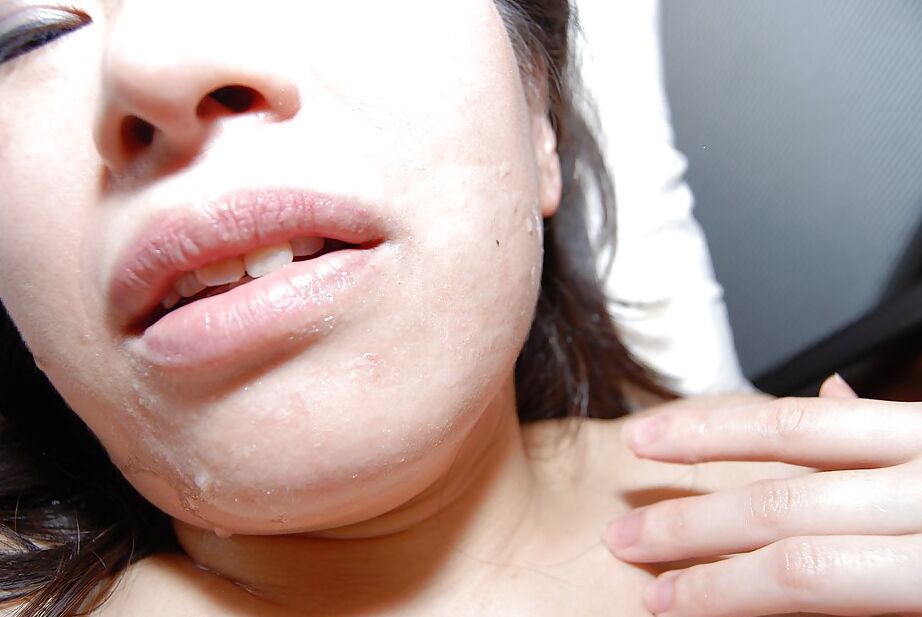 16P アジア人熟女塩島薫が剃っていない女をバイブで犯される