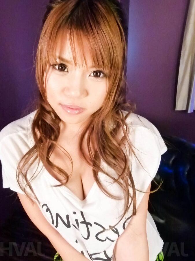 15P Nene Azami Asiatin mit großen Titten hat Klitoris und Fotze unter Vibratoren