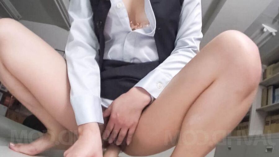 15P Kaoru Natsuki Asian puts vibrator on clit and dildo in hairy slit