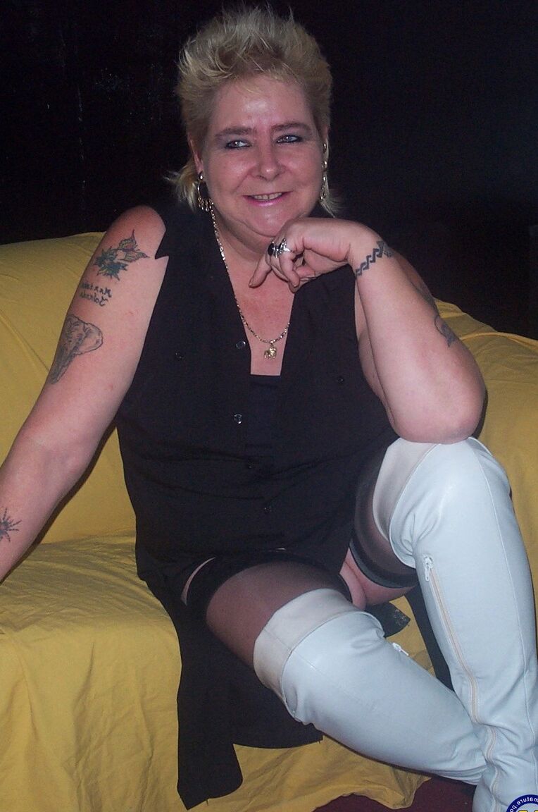 21P Mature NL Jacky, Lola