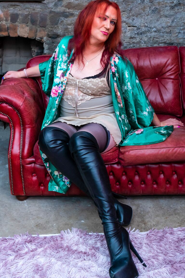 16P TGirl 40 Cindy