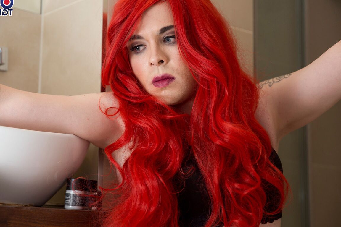 16P Royaume-Uni Tgirls Amber Jane