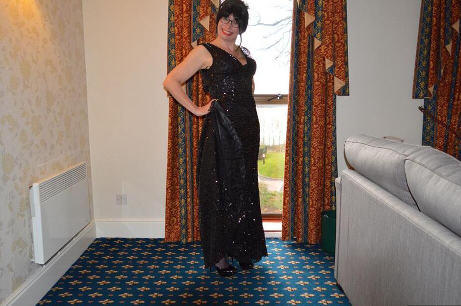 20P Over 30 amateur Barby Slut slips off a long gown to pose nude in nylons