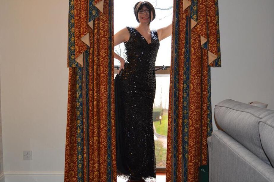 20P Over 30 amateur Barby Slut slips off a long gown to pose nude in nylons