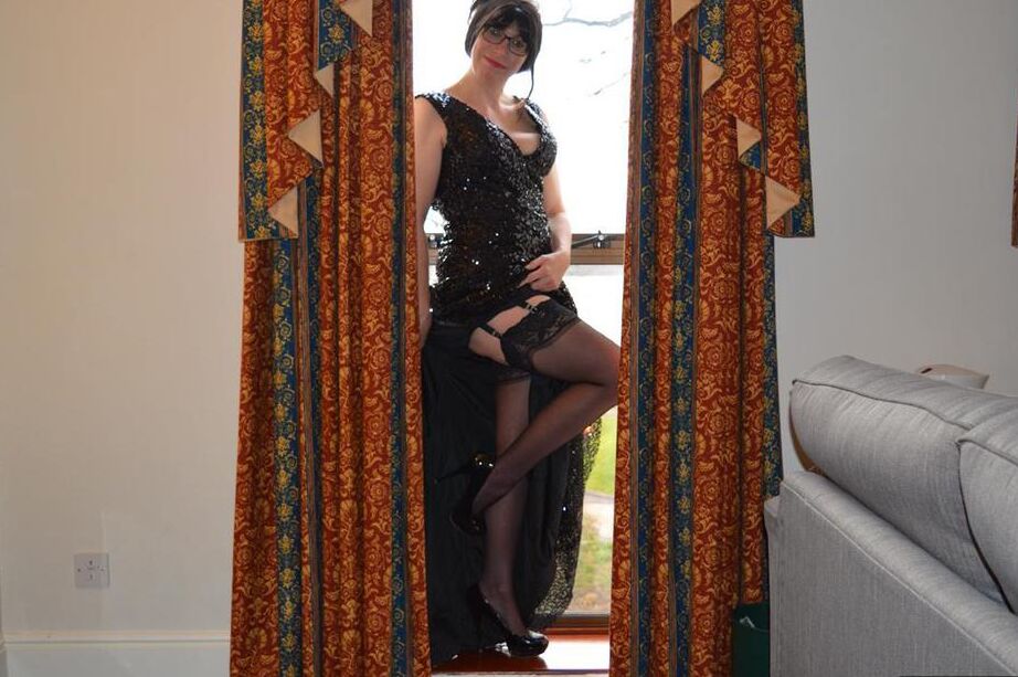 20P Over 30 amateur Barby Slut slips off a long gown to pose nude in nylons