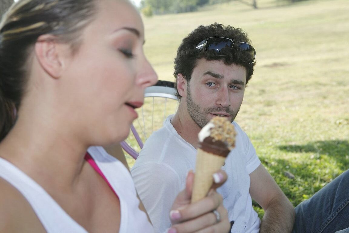 21P Big Wet Butts Delilah Strong, James Deen